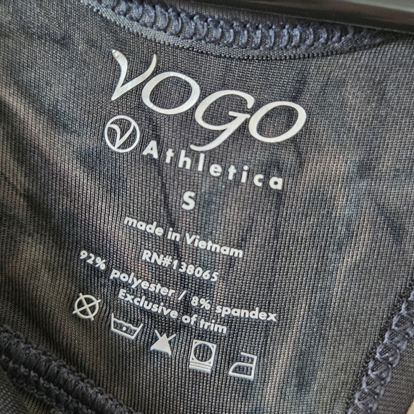 Vogo Athletica Grey Marble Pattern Tank Top Size Small Long Beautiful Modern - Picture 3 of 5